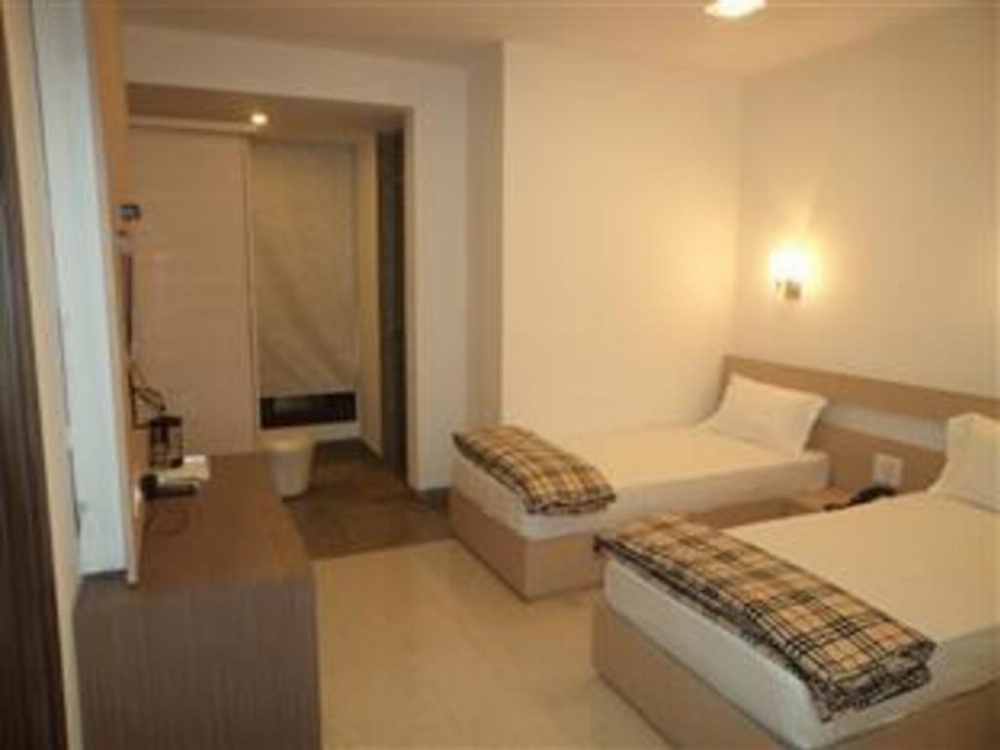 Relax Suites Hotel